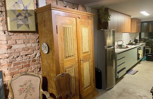 Jardins House | Charming 1-bedroom house with AC and WiFi in Cerqueira César Pool in Vila-quiet!