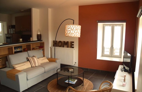Jonzac Apartment | Charmant 2 Pièce, Classé 3, Neuf et Cosy Idéalement Situé !