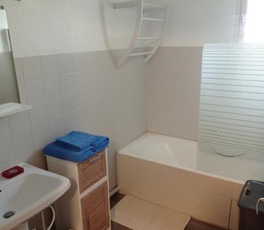 Greoux-les-Bains Apartment | Charmant appartement