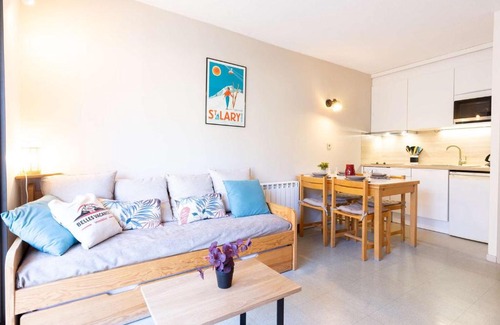 Saint-Lary-Soulan Apartment | Charmant appartement lumineux avec balcon, près des commerces et du télécabine à Saint-Lary-Soulan - FR-1-296-458
