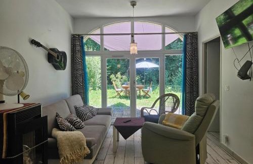 Buros Apartment | Charmant au calme en pleine nature, à 5 min de Pau