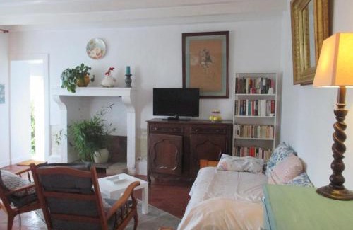 Lurcy-Levis House | Charmant cottage rénové avec jardin privé, cheminée, proche forêt, commerces et loisirs - FR-1-489-377