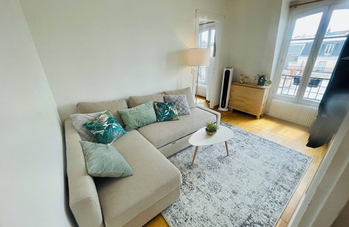 7th Arrondissement Apartment | Charmant Deux Pièces Entre Invalides et Champs de Mars