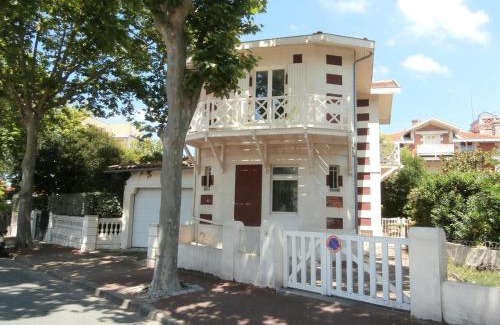Arcachon Apartment | Charmant Studio à Arcachon, Balcon Exposé Sud, Proche Plage et Commerces - FR-1-374-11