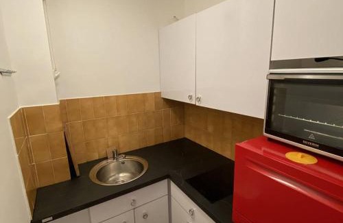 Carnac Apartment | Charmant T2 avec terrasse à 150m plages, Carnac - 2 pers, TV, parking, proche commerces - FR-1-377-17