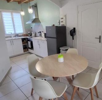 Chateauneuf-de-Gadagne Apartment | Charmant T2 avec extérieur au cœur du Vaucluse