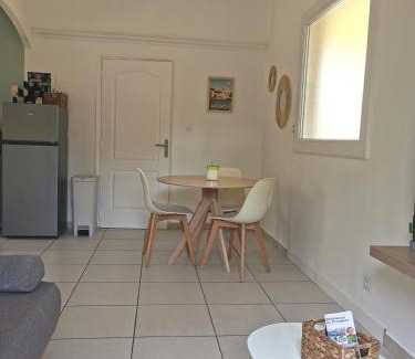 Chateauneuf-de-Gadagne Apartment | Charmant T2 avec extérieur au cœur du Vaucluse