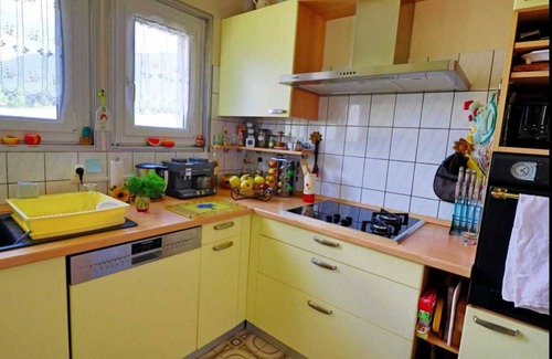 Minzier House | Charmante Maison Avec Grand Jardin, à 20 min de Geneve