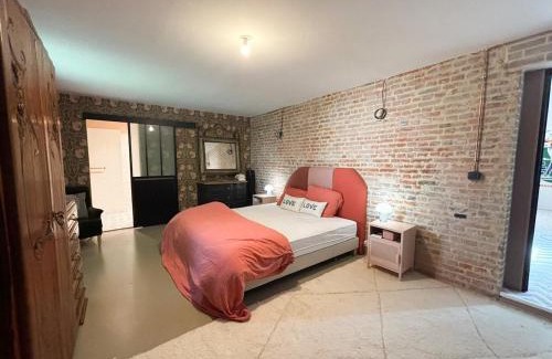 Chambois House | Charmante maison de ville avec vue sur le donjon avec wifi et jardin
