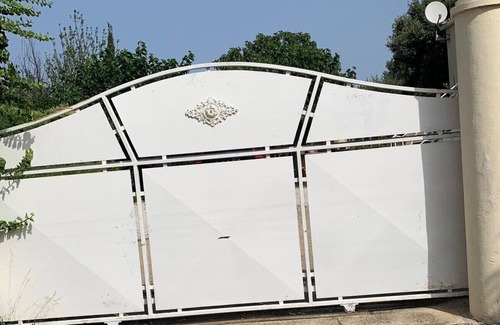Creissan Villa | Charmante Villa Avec Piscine