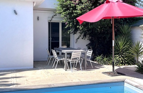 Le Cres House | Charmante Villa Climatisée de Plein Pied Avec Piscine et Jardin Paysagé