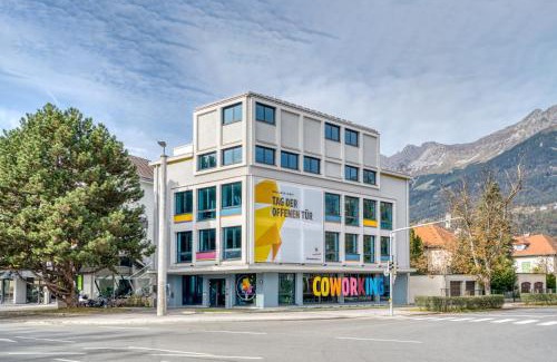 Pradl Apartment | Charmante Wohnung für 2 Personen in Zentrumsnähe x angenehm kühl im Sommer x Parkplatz x coworking-Arbeitsplätze im Haus