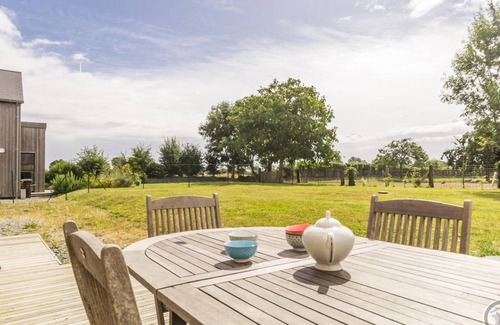 Herenguerville Cottage | Charming stone house with garden, bikes, and WIFI in Quettreville-sur-Sienne