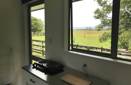 Westport Apartment | Charming 1-bedroom apartment in wonderful Carters Beach with WiFi