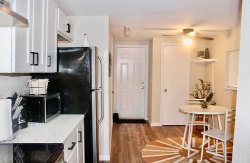 Harlingen Apartment | Charming 1-bedroom apartment in delightful Harlingen with AC, WiFi
