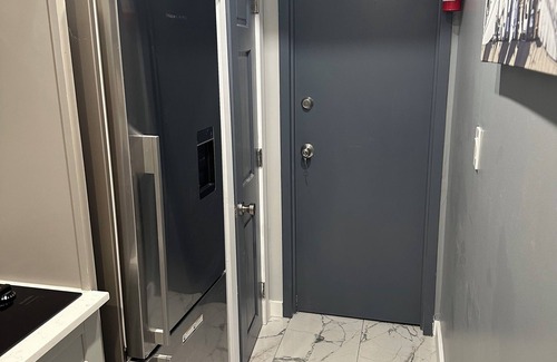 East Flatbush Apartment | Charming 1-bedroom apartment with WiFi, AC in wonderful Brooklyn