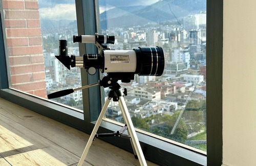 Quito Apartment | Charming 1 bedroom apartment with fast WiFi & fitness room in Majestic Quito.