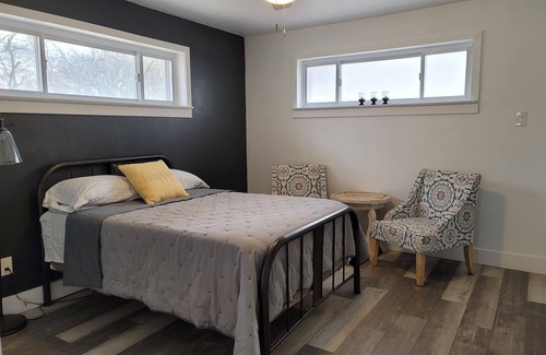 Allen Apartment | Charming 1-bedroom apartment in center of Allen with WiFi, AC, park and more