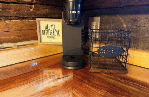 Harrison Cabin | Charming 1-bedroom cabin in lovely Harrison with AC, WiFi