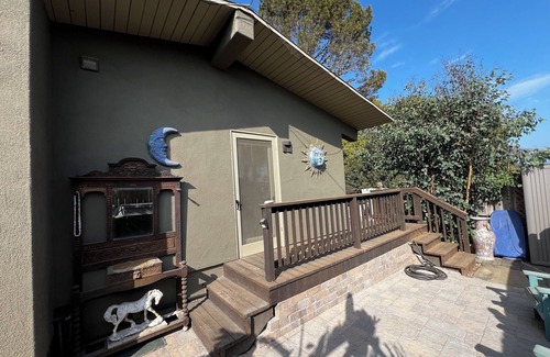 Central Malibu Cottage | Charming 1-bedroom cottage in serene Malibu with WiFi