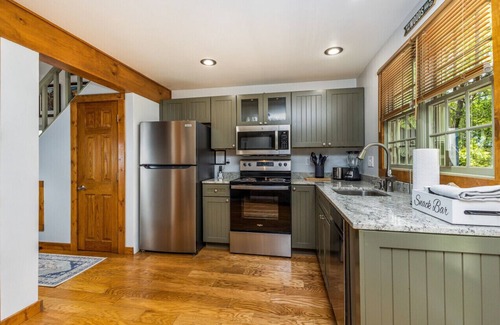 The Galena Territory House | Charming 1-Bedroom Cozy Retreat