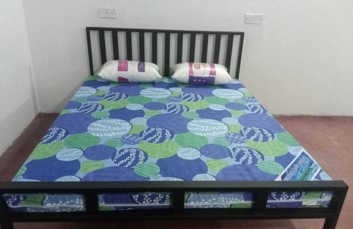 Negombo House | Charming 1-bedroom house with WiFi, AC in peaceful Katunayaka