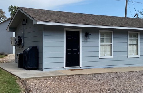 Kingston House | Charming 1-bedroom house in Buncombe Creek - Kingston, OK