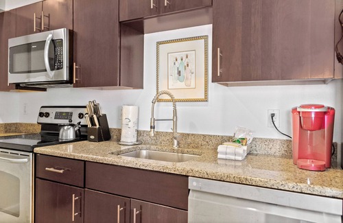 Longboat Key Condo | Charming 1-bedroom, beachfront condo in marvelous Longboat Key