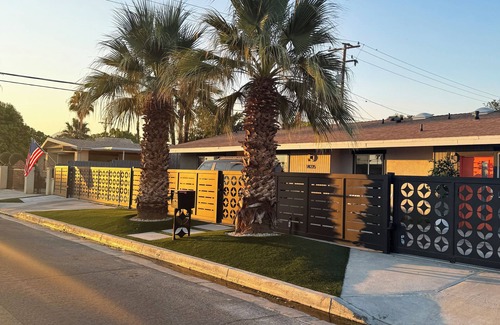 Palm Desert Cottage | Charming 1-bedroom cottage with WiFi and AC in Palm Desert