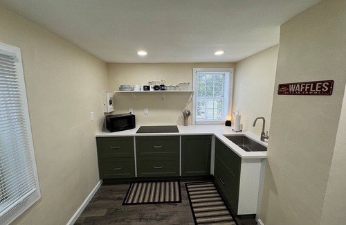 Westminster Apartment | Charming 1-Bedroom Loft in Welcoming Westminster with AC - 3rd Floor