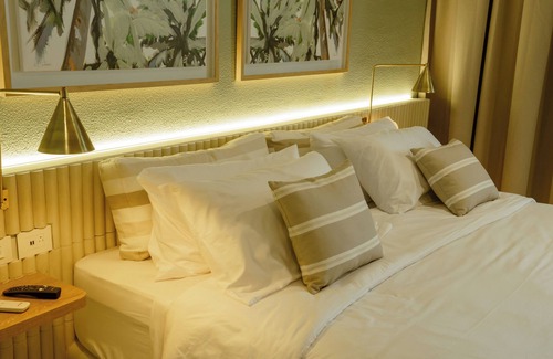 Cartagena Walled City Hotel | Charming 1-bedroom hotel in Cartagena de Indias with AC