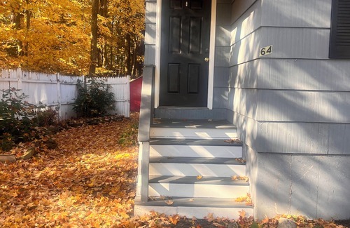 Wayland Apartment | Charming 1000 Sq Ft 1 Bedroom Aupair Suite: Prime Wayland Location