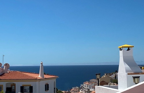 Carvoeiro Apartment | Charming 1BR Apartment Close to Town and Beaches
