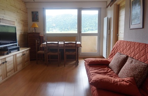Meaudre Apartment | Charming 1BR Apt in Méaudre Village - Close to Ski Slopes, Balcony, Wi-Fi, Parking