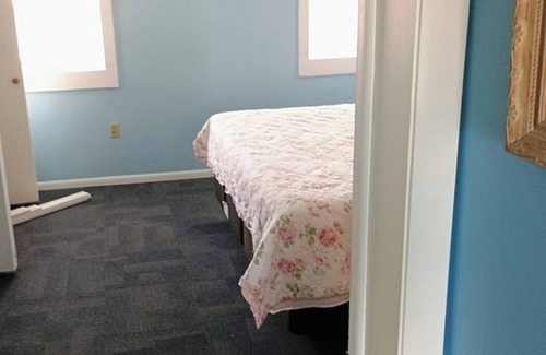 St Croix Falls Other | Charming 2-bedroom farmhouse upper level in peaceful Saint Croix Falls