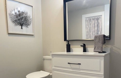 Westerly House | Charming 2 bed, 1.5 bath, pack less experience more!
