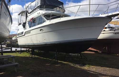 Riverside Boat Rental | Charming 2-bed 41’ boat on tranquil St. Louis River marina, Duluth w/AC, WiFi