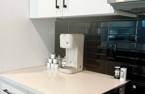 McNeil Apartment | Charming 2-Bed Apt w-Huge Pool & Gym