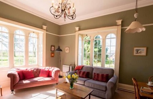 Carlisle House | Charming 2-Bed House near Westlinton, Carlisle