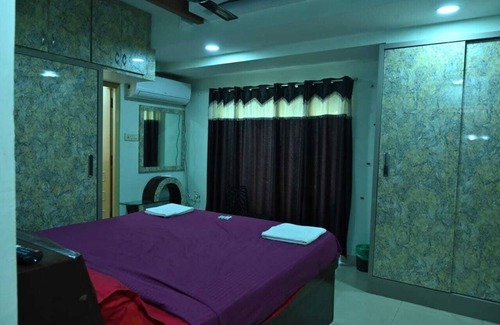 Visakhapatnam Apartment | Charming 2-bedroom apartment in enchanting Visakhapatnam with WiFi, AC