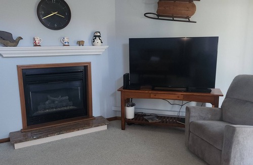 Ellicottville Condo | Charming 2-bedroom condo in superb Ellicottville with AC, WiFi