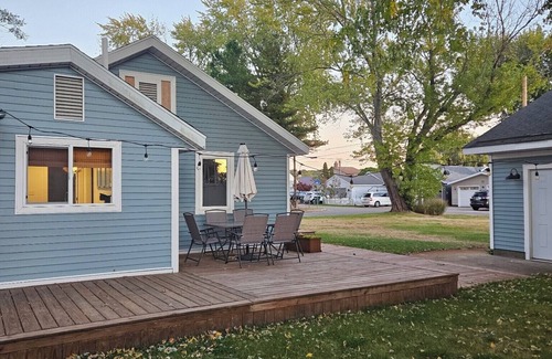 Norton Shores House | Charming 2-bedroom home near Mona Lake. Pet Friendly!