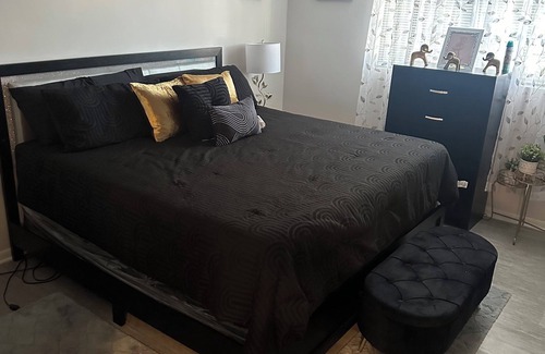 Columbia Apartment | Charming 2-bedroom apartment in beautiful Columbia with AC, WiFi.