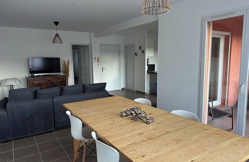 Carnoules Apartment | Charming 2-bedroom apartment between provence verte and the var beaches