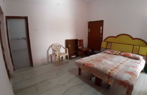 Jhunjhunu Bed & Breakfast | Charming 2-bedroom B&B with WiFi, AC in welcoming Jhunjhunu