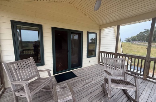 Piney Mountain House | Charming 2-bedroom barndominium in historic Appomattox Virginia.
