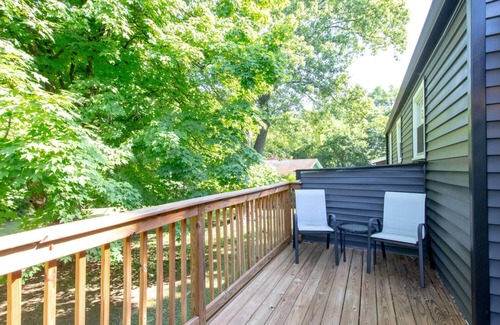 Woodbine House | Charming 2-bedroom bungalow in Nashville only 4 miles from downtown!