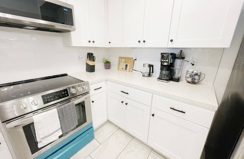 Irvine Condo | Charming 2-bedroom condo with WiFi, AC in nice Irvine