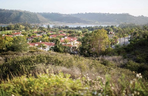 Aviara Villa | Charming 2-bedroom Four Seasons villa with fitness room and AC in Carlsbad