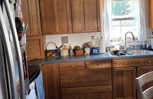 Lancaster House | Charming 2-bedroom house in fabulous Lancaster with AC